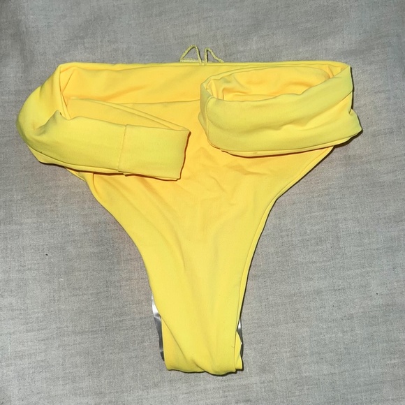 l*space Mini Bikini Bottoms, Small, NWOT - Picture 8 of 10